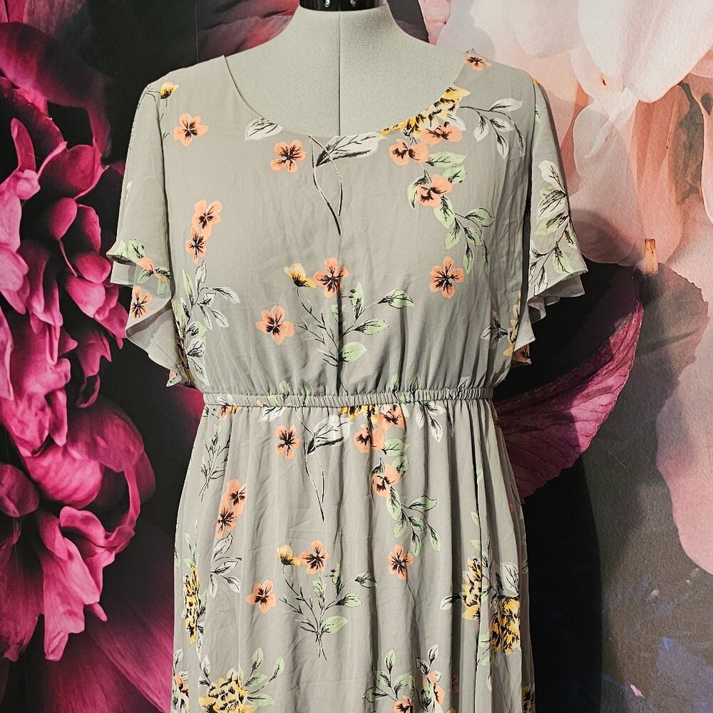 NWT - Grey floral Torrid dress